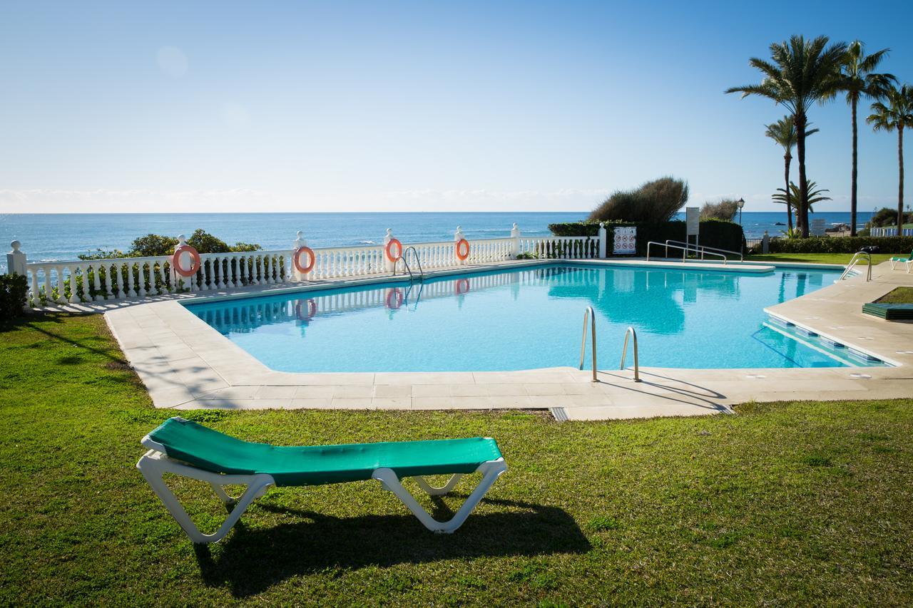 Holidays2Riviera Sea Side Front Beach Sitio de Calahonda エクステリア 写真