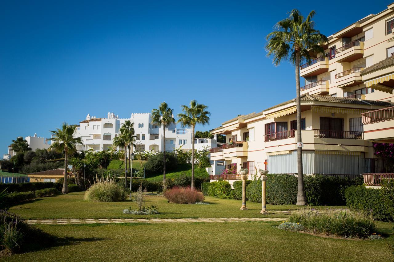 Holidays2Riviera Sea Side Front Beach Sitio de Calahonda エクステリア 写真